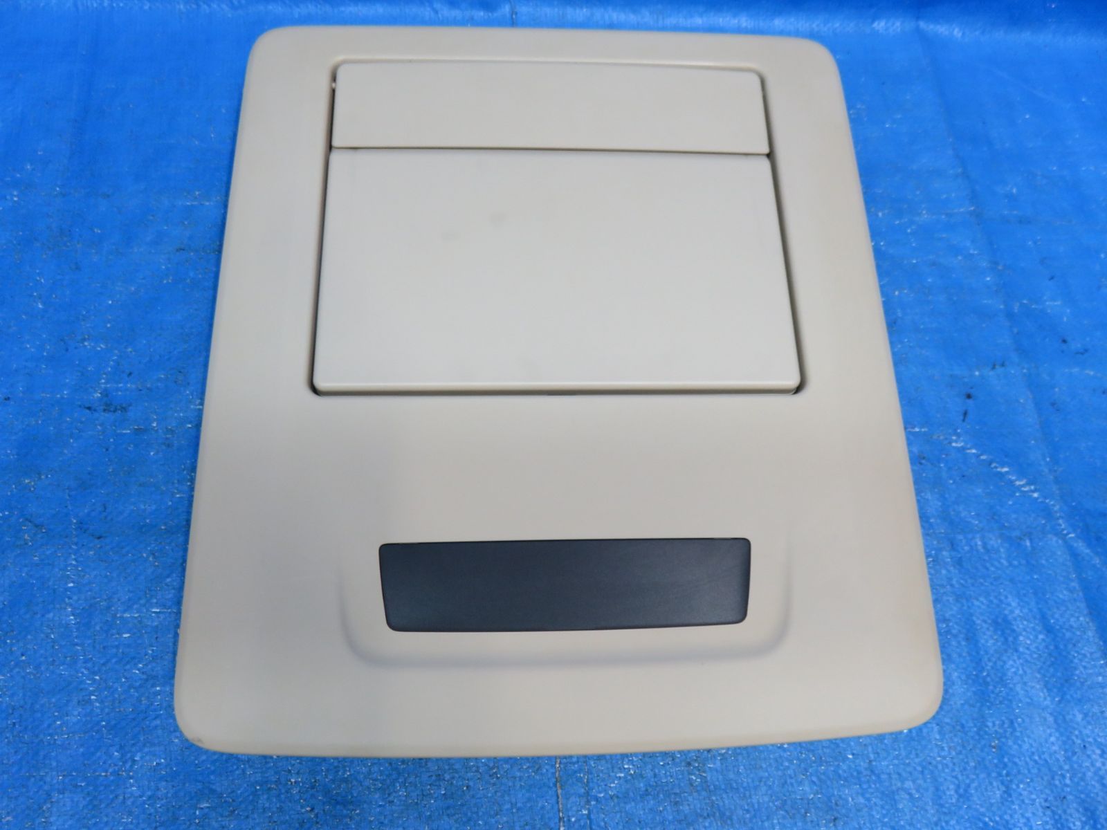 LA6564 アルファード GGH20W 前期 フリップダウンモニター 純正 CV-RT2800AJA 86680-58041-A0 ANH20W ANH25W GGH25W ヴェルファイア