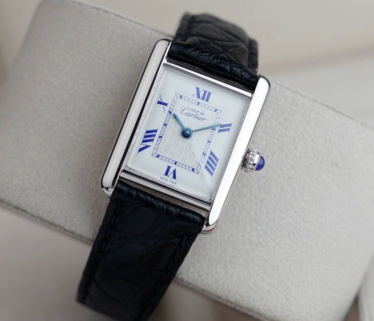 美品 カルティエ マスト タンク シルバー ブルーローマン SM Cartier