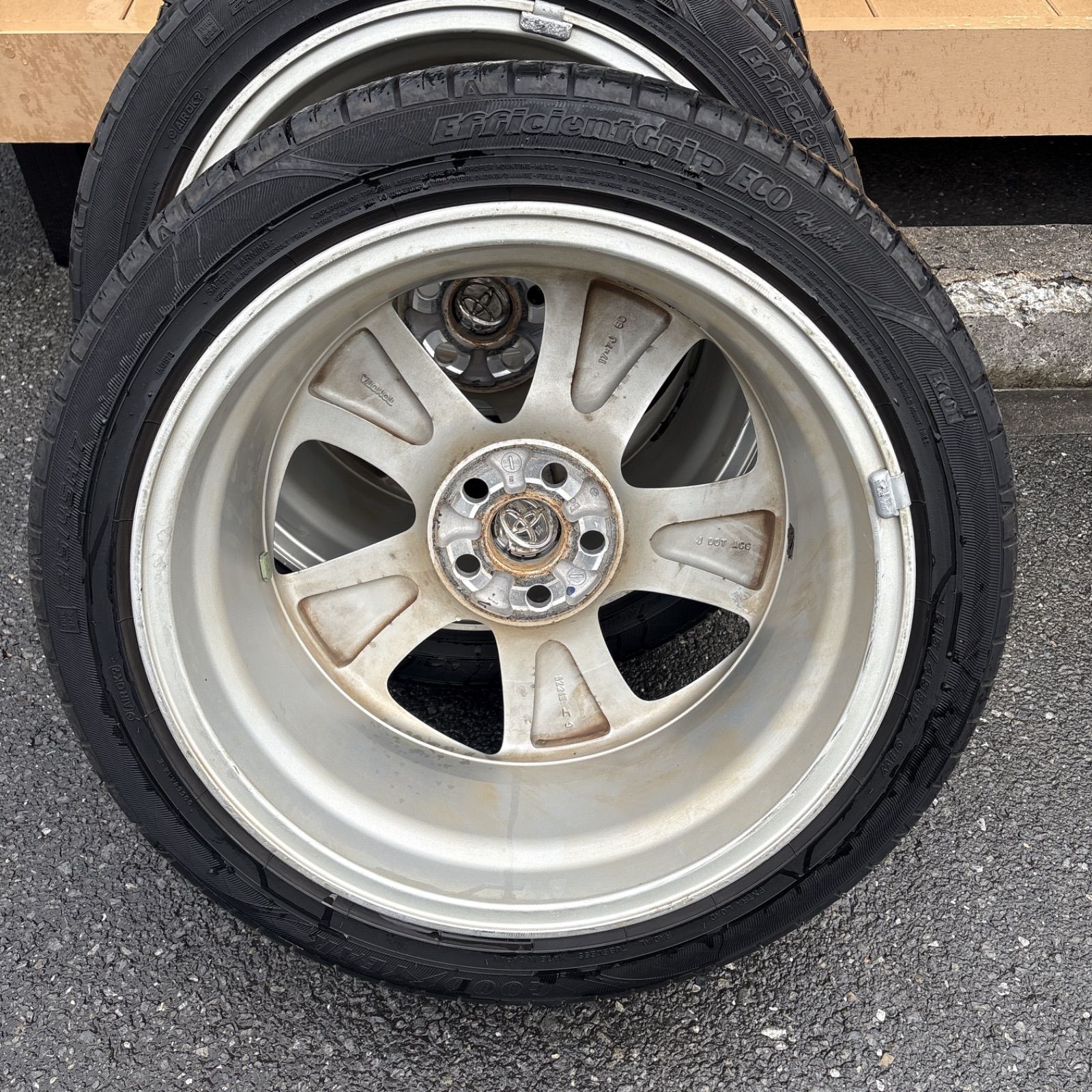 トヨタ 30系プリウス ツーリング純正 215/45R17×7J+50 17インチ
