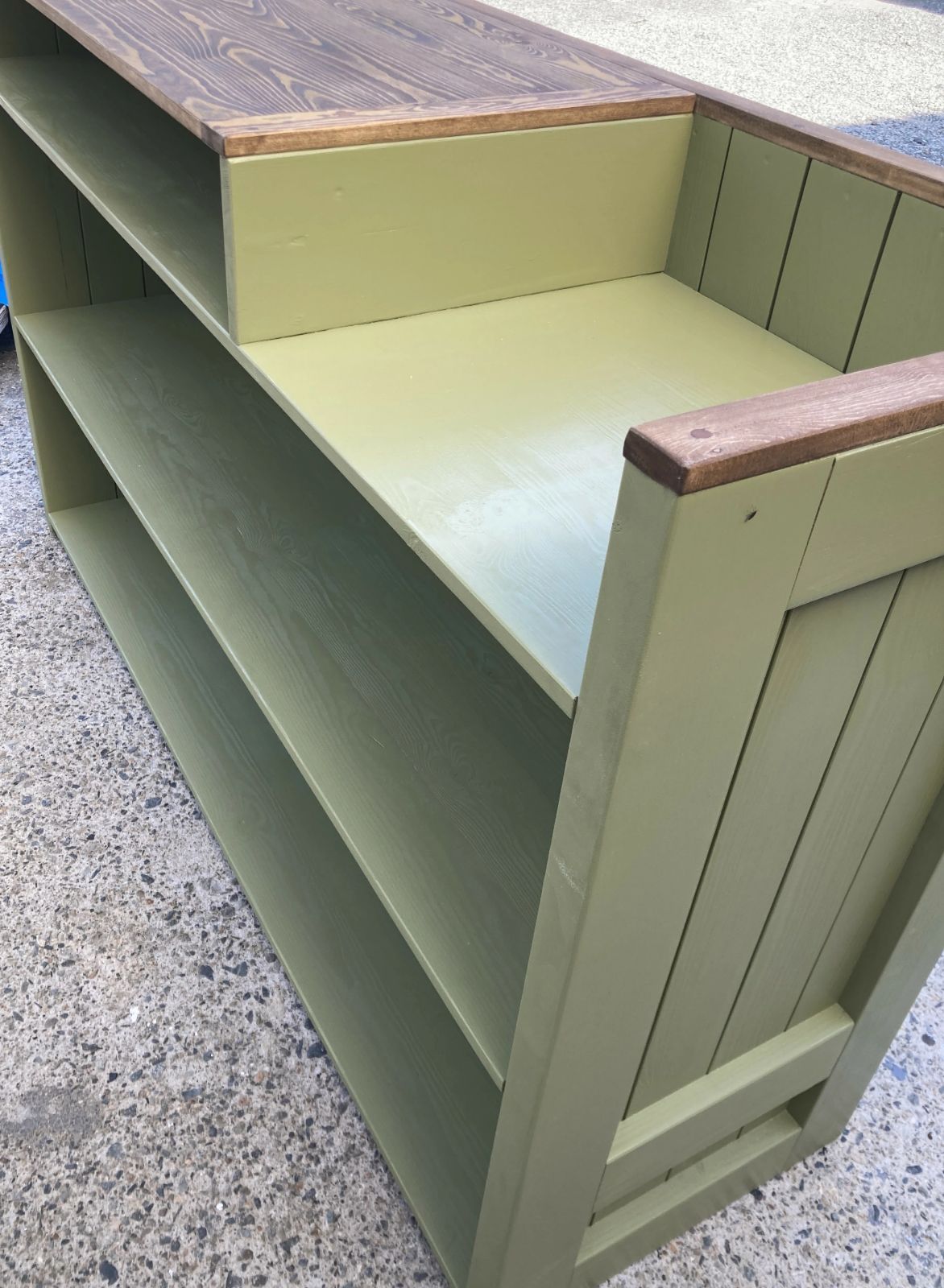 受注製作 オリーブグリーン&ダーク 凹み付450 受付カウンターテーブル レジカウンター 1500 店舗