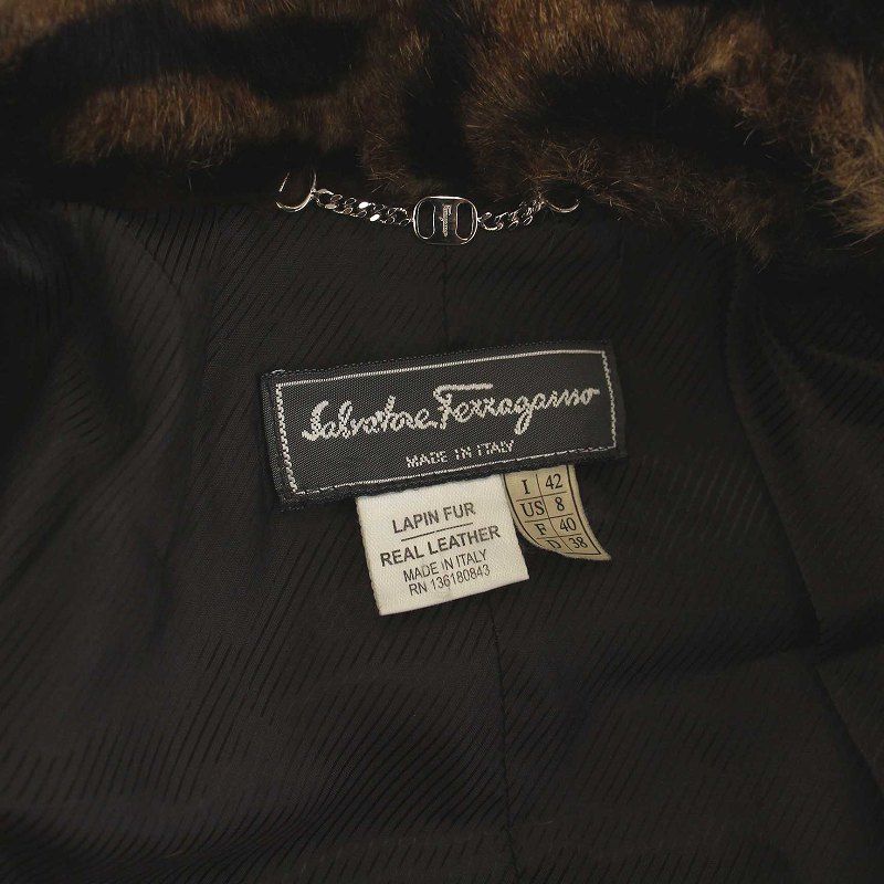 Salvatore Ferragamo ブラックファーコート 42 Salvatore Ferragamo ブラックファーコート 42