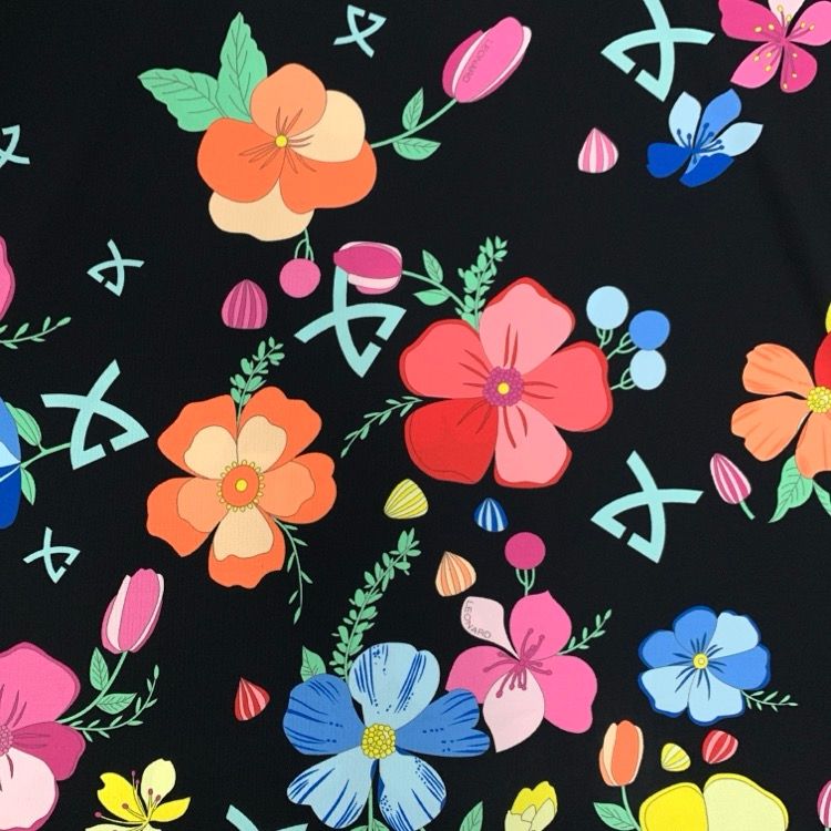 LEONARD SPORTS レオナールスポーツ ロゴ・花柄カットソー
