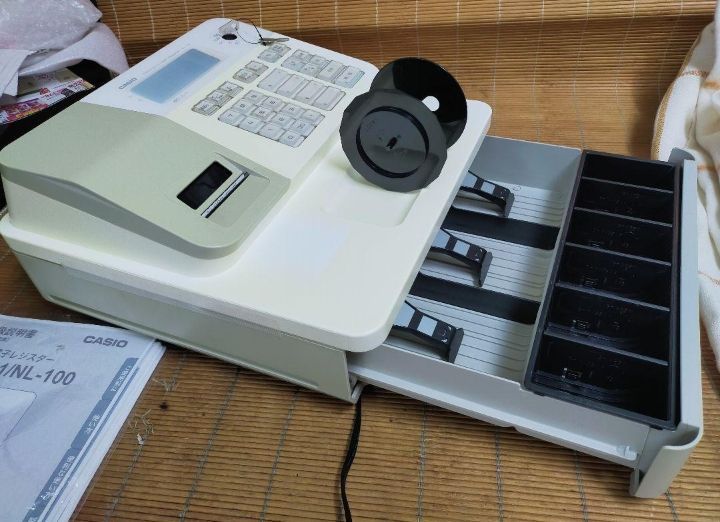 カシオレジスター　SE-G1/NL100コンパクト人気機種感熱紙　335555 カシオレジスター SE-G1/NL100コンパクト人気機種感熱紙 335555
