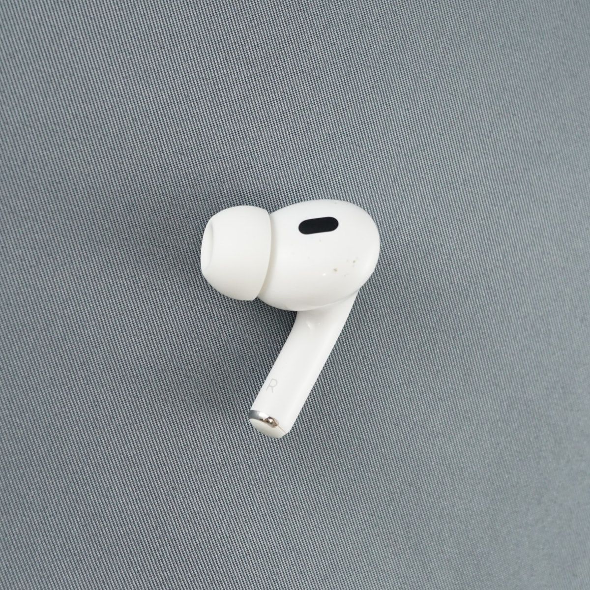 Apple アップル AirPods Pro 第二世代 右耳のみ A3047 美品 AirPods