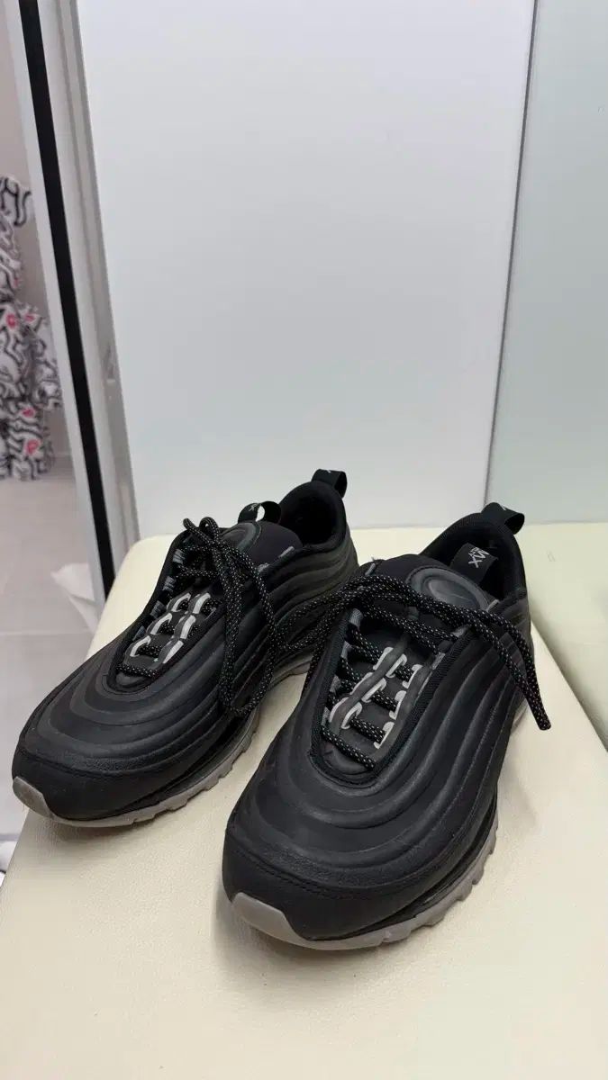 NIKE ナイキ エアマックス 270