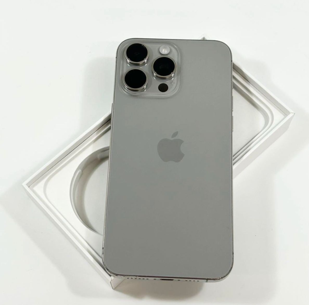 iPhone 15 pro max 1TB 美品 バッテリー92% 美品】【バッテリー92%】iPhone 15 Pro Max｜1TB= 1024gb｜SIM