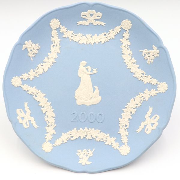 Wedgewood 2000年イヤープレート ウェッジウッド ☆2000年☆ ジャスパー イヤープレート - メルカリ