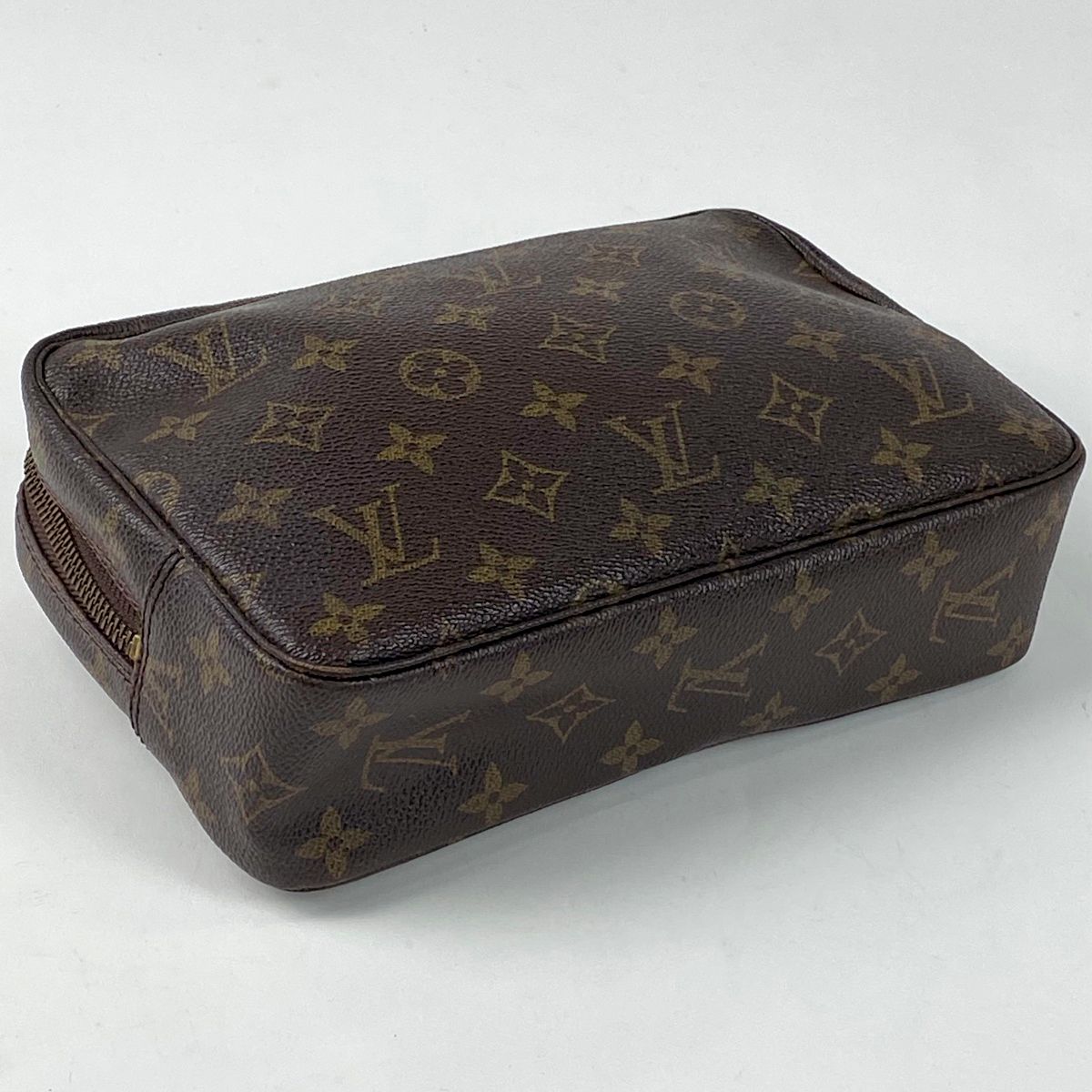 ルイ・ヴィトン Louis Vuitton トゥルース トワレット 23 メイク