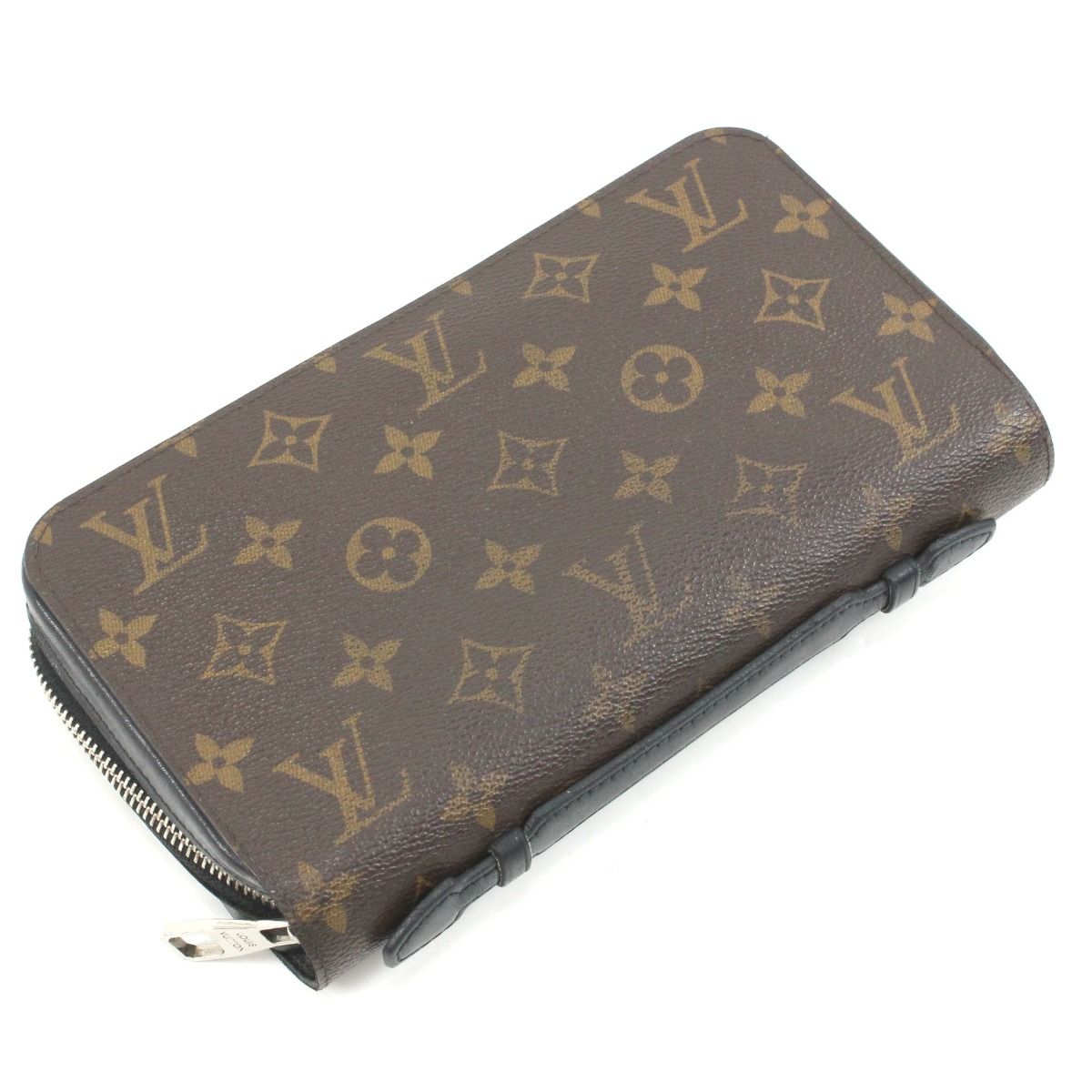 LOUIS VUITTON ルイヴィトン モノグラム・マカサー ジッピーXL