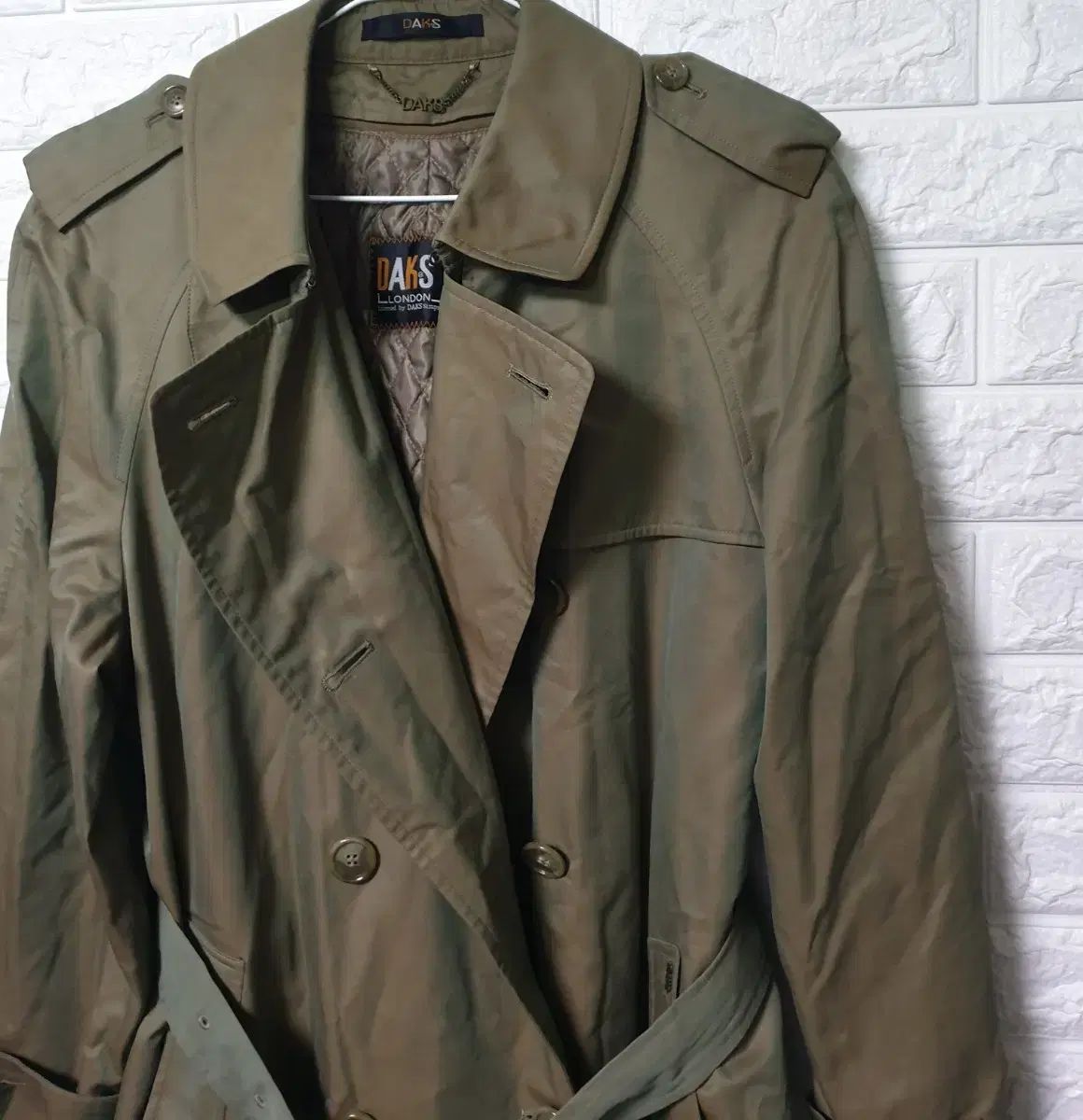 DAKS(ダックス) トレンチコート 出品
