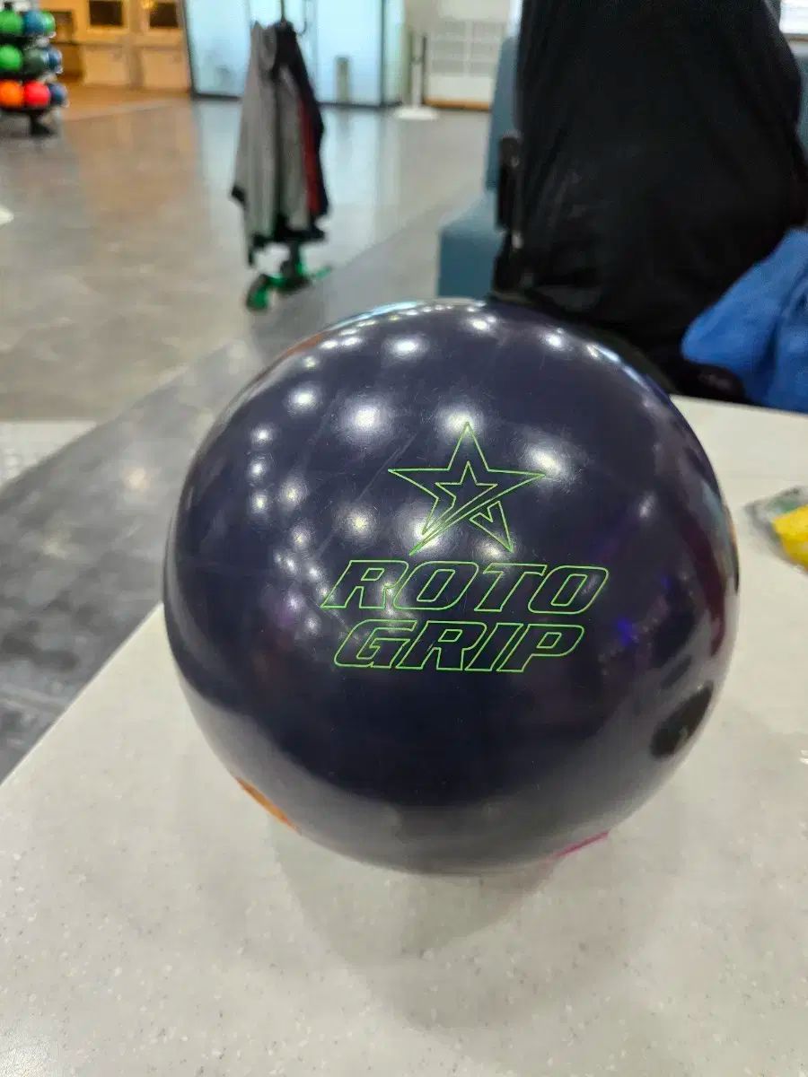 ロトグリップ ボーリングボール Roto Grip 허슬 11 パウンド
