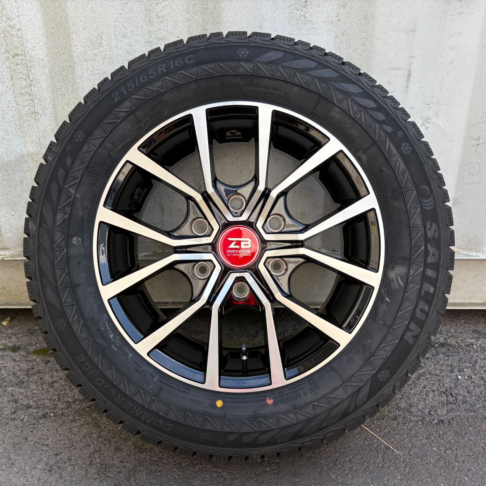 取付ナットプレゼント B級品 17インチ ハイエース スタッドレスタイヤ サイルン コメルシオ アイス 215 60R17 タイヤホイール 4本セット 車検対応 アルミホイール 17×6.5 38 139.7-6H