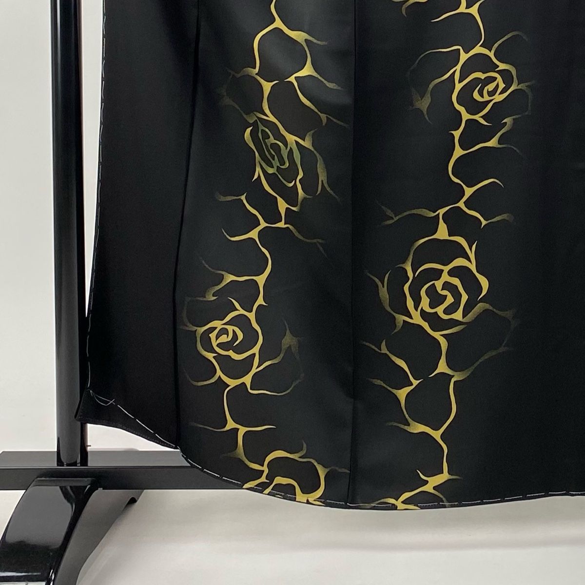 中古品 robertogironi 袋帯 黒×薔薇 全通 428cm やか 成人式