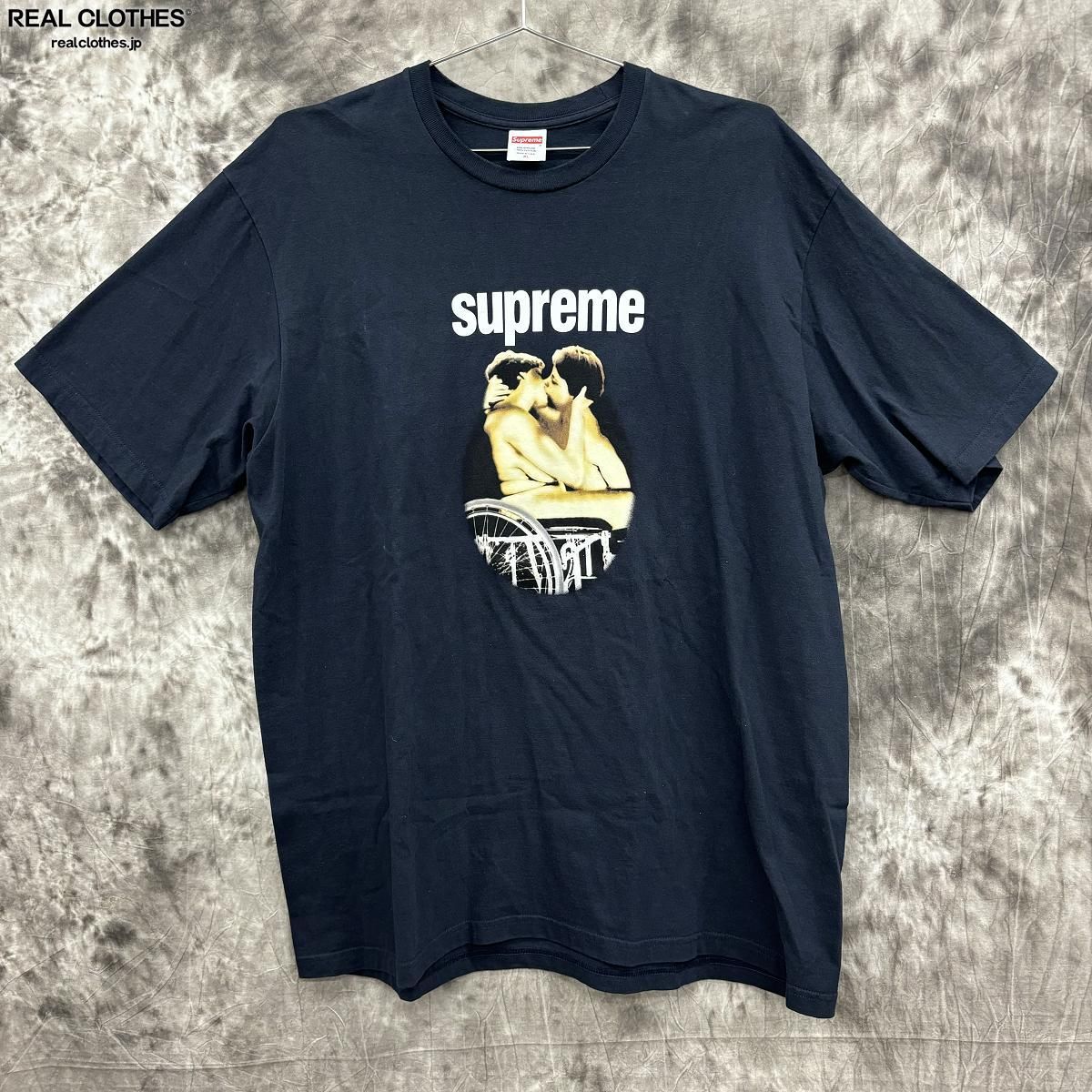 Supreme/シュプリーム【23SS】Kiss Tee/キス 半袖Tシャツ/ブラック/XL - メルカリ