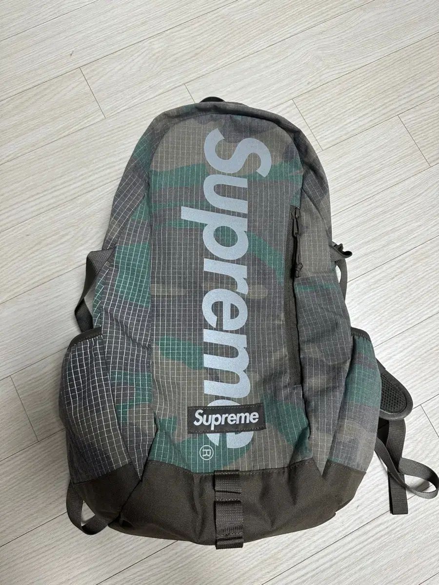 Supreme(シュプリーム) リュック リュックサック ウッドランド カモ