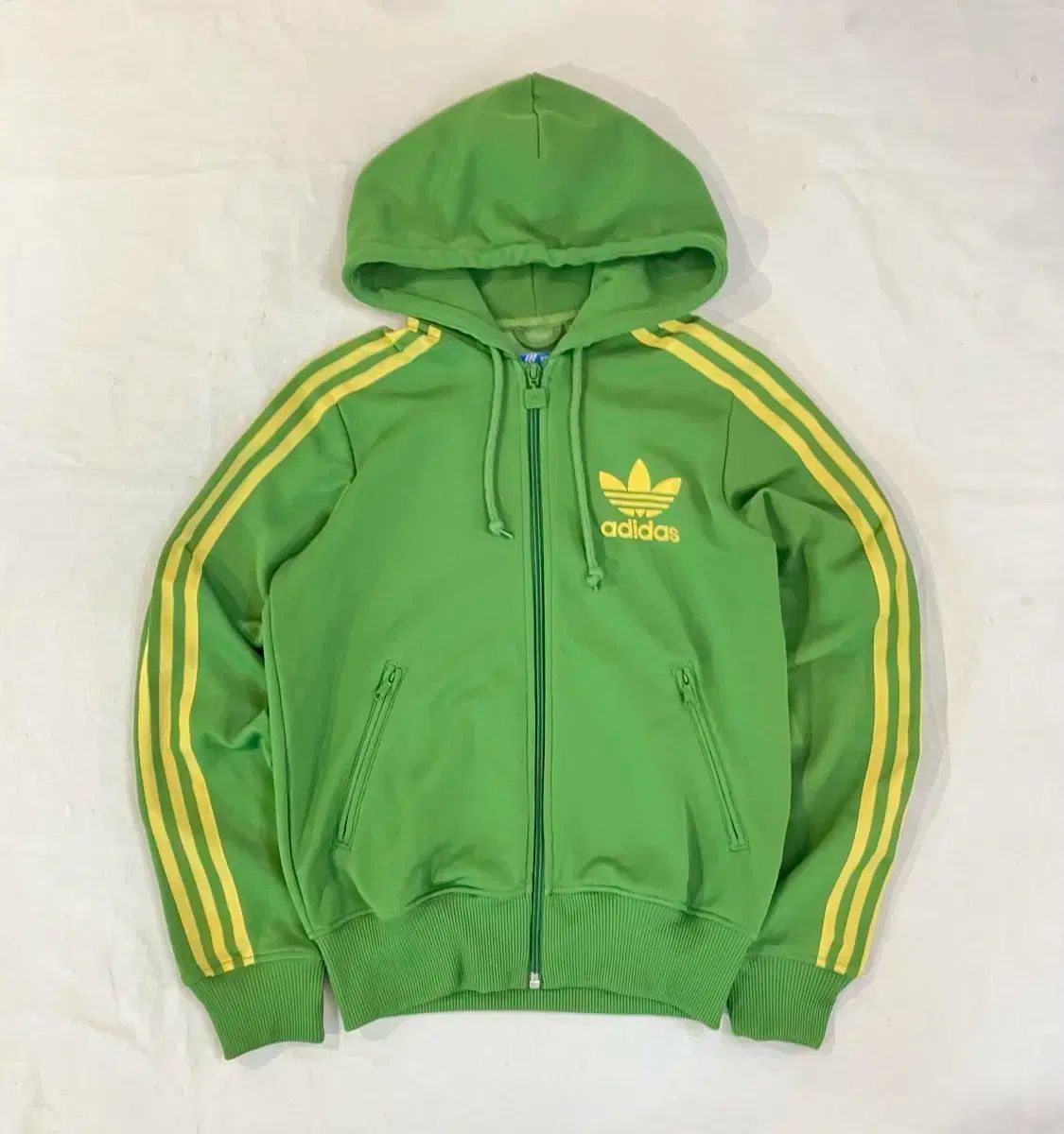 アディダス WHO フロック トラックジャージ ジャージ 抹茶 グリーン