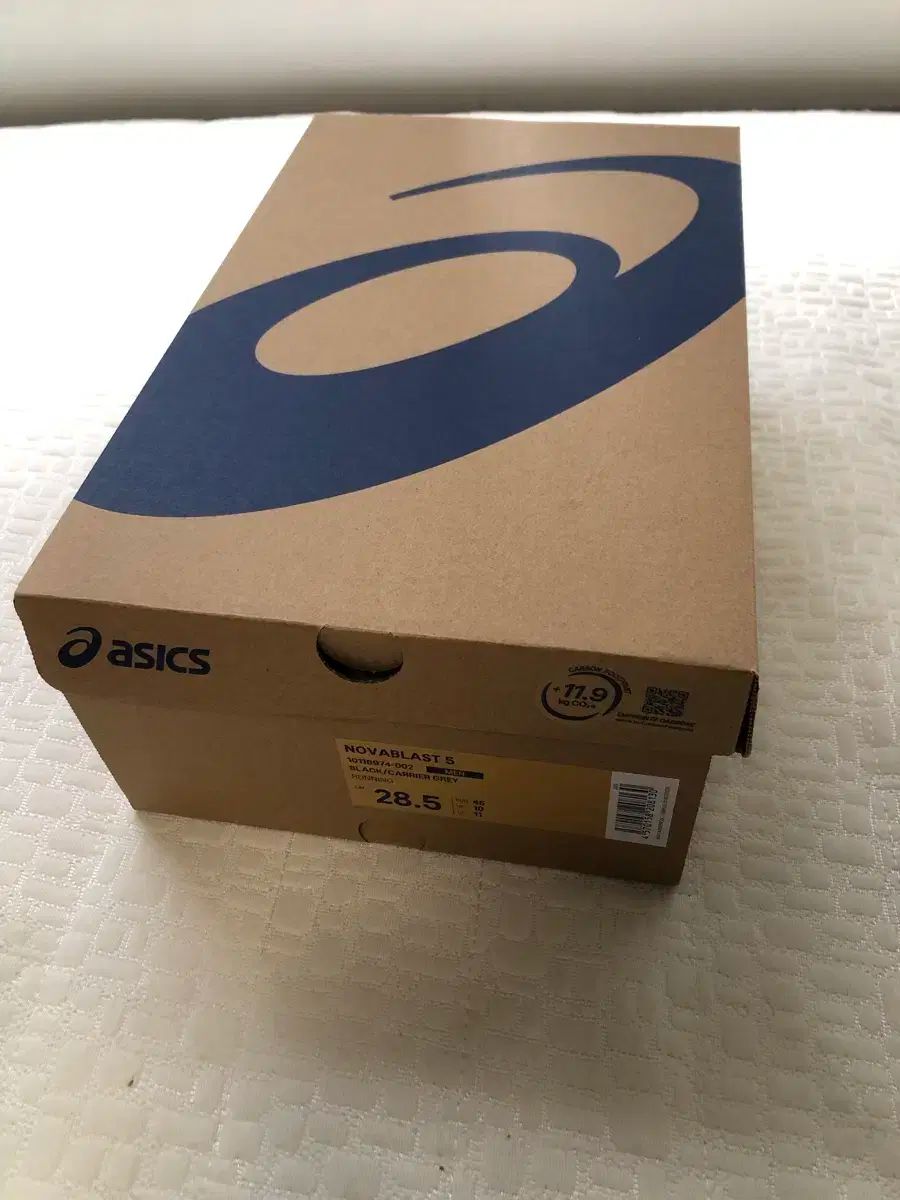 Asics アシックス