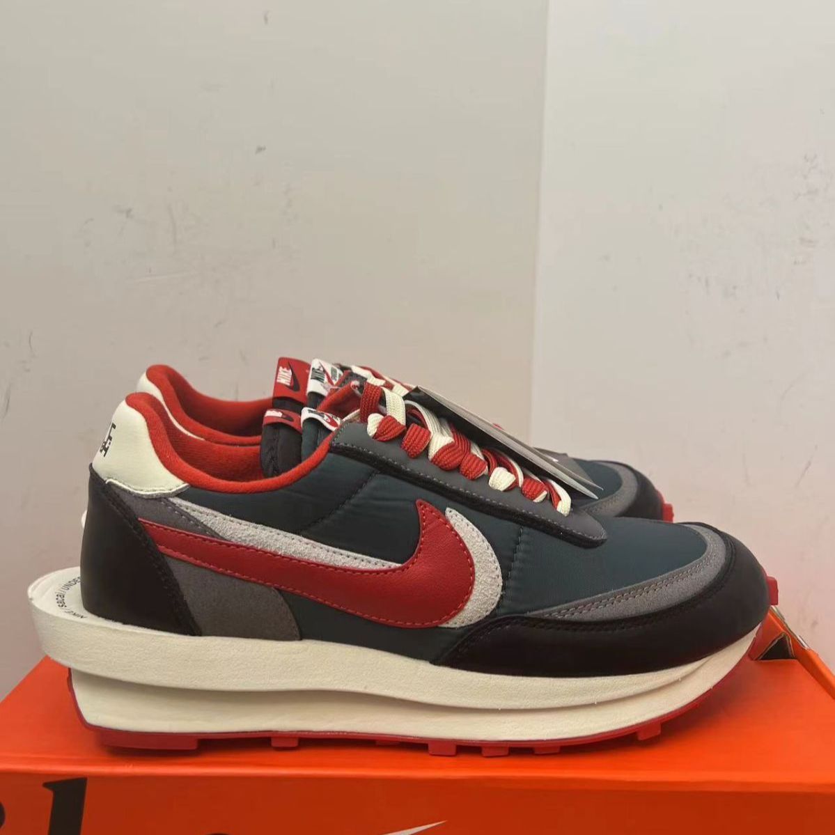 ナイキ sacai x Nike LDWaffle midnight spruce  スニーカー