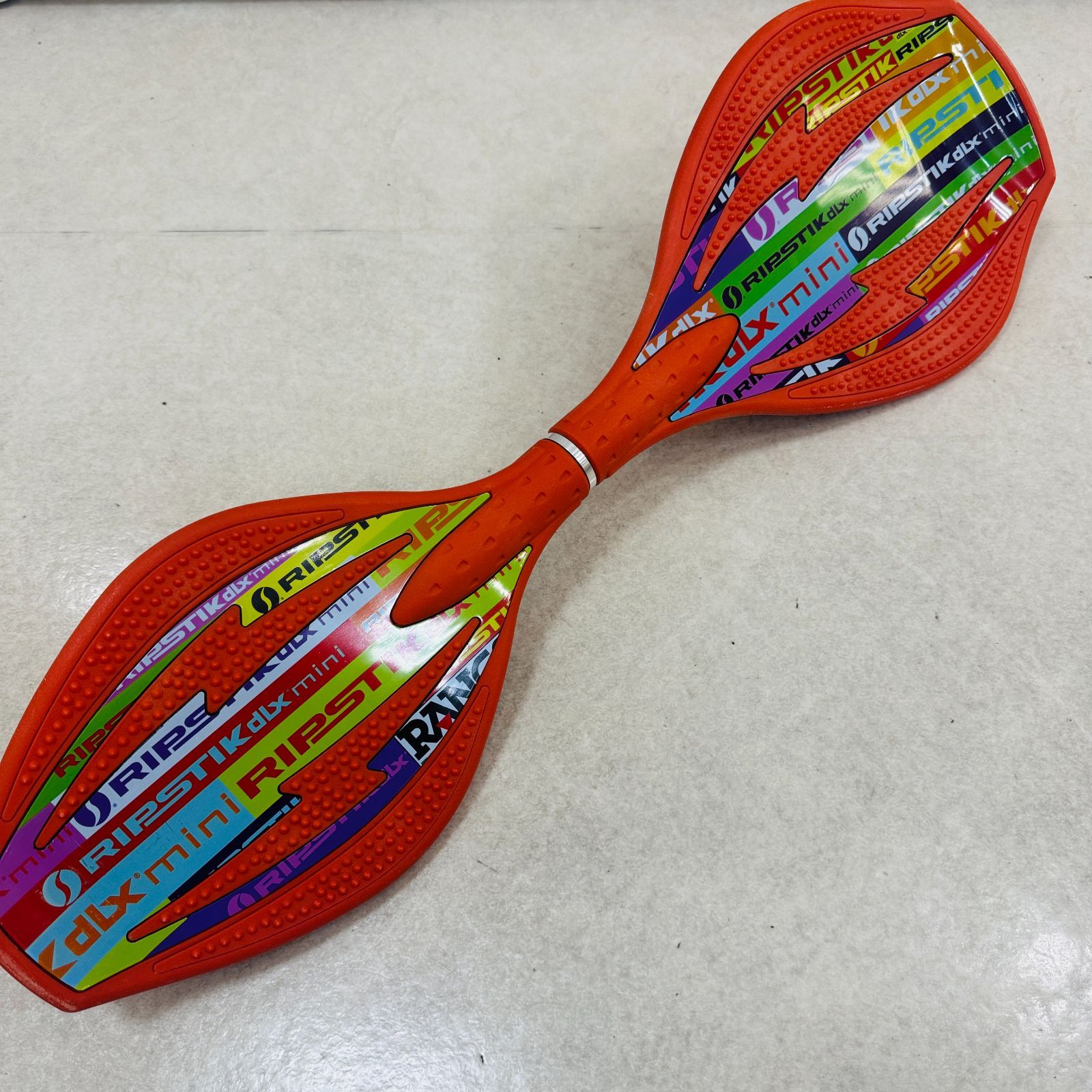 リップスティック/デラックスミニ/赤/キャスターボード】 RIPSTICK