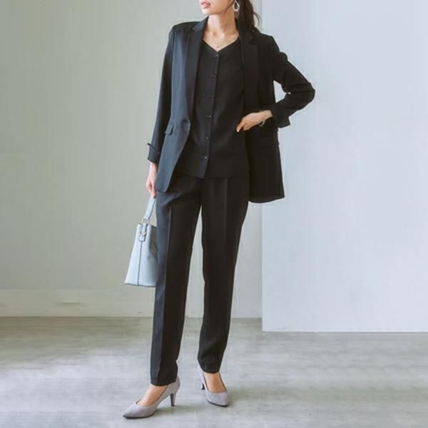 スーツコーデ カジュアル