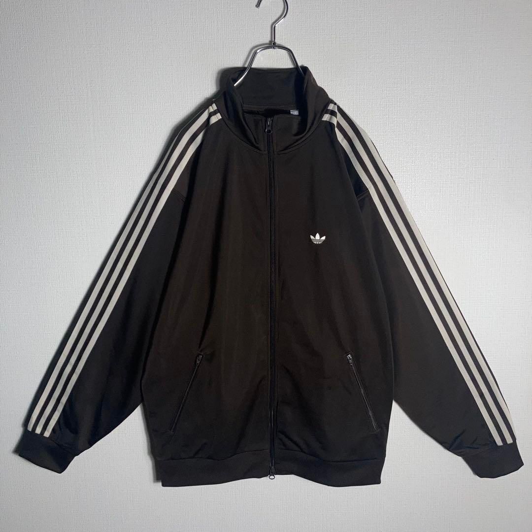 極美品 アディダス　トラックジャケット ジャージ 茶 バックプリント large アディダス ジャージ トラックジャケット ブラックLロゴ刺繍4