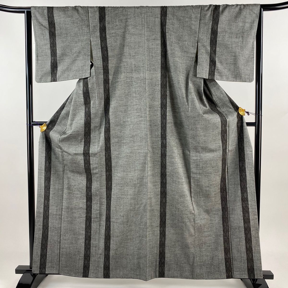 結城紬 身丈161.5cm 裄丈65cm M 袷 奥順 証紙 亀甲絣 縞 灰色 正絹 