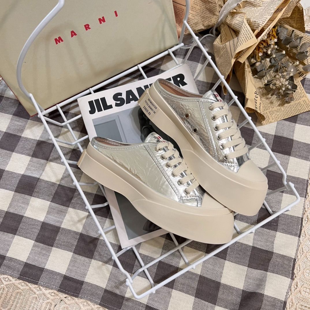 新品未使用 マルニ MARNI カジュアルシューズ レディース ファッション  