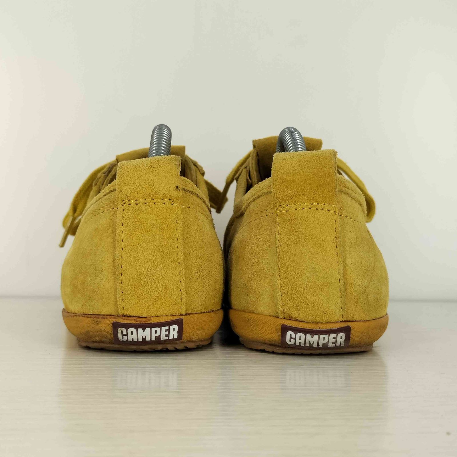 CAMPER カンペール 美品 スウェード スニーカー 黄色 37 送料無料 CAMPER カンペール 美品 スウェード スニーカー 黄色 37 送料無料