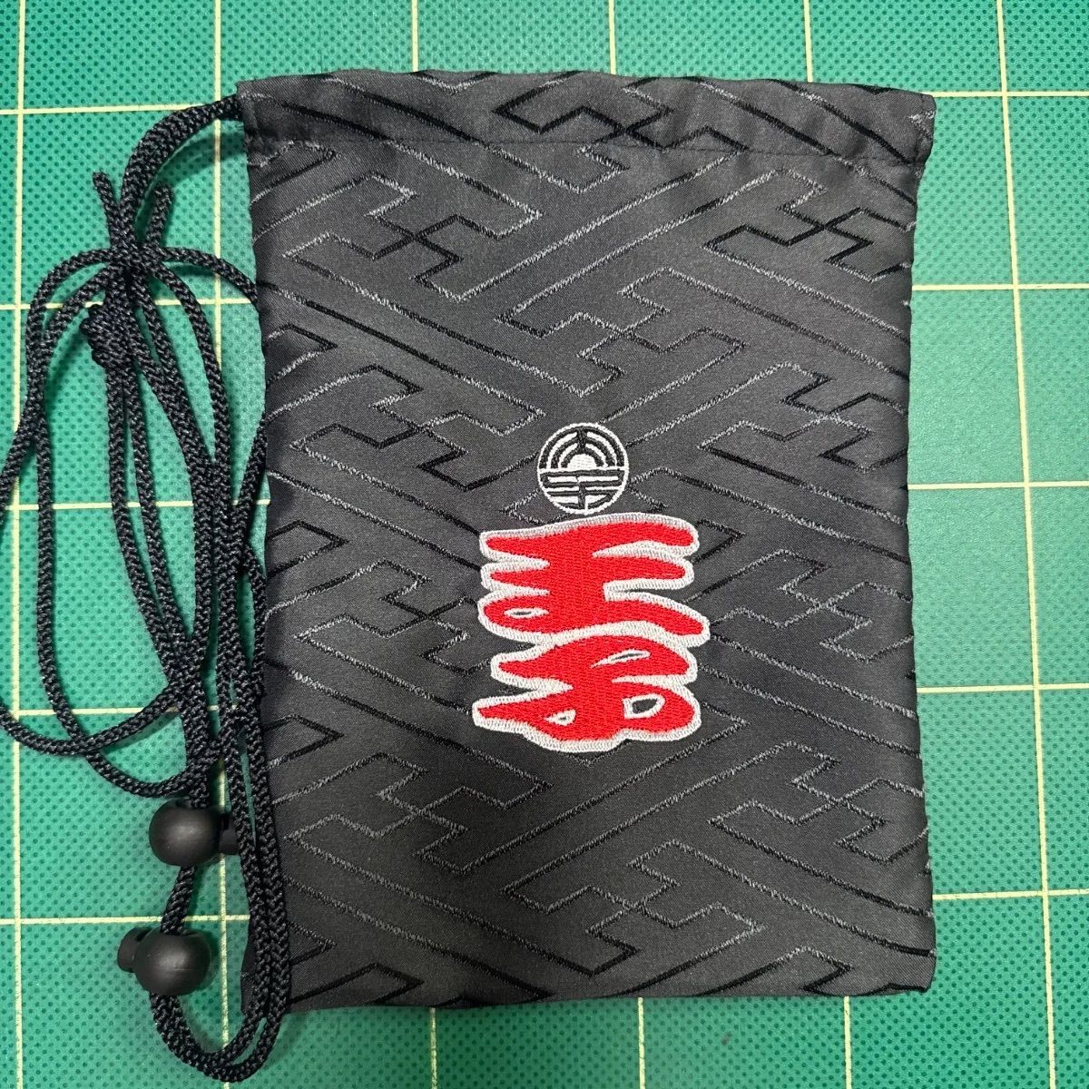 鶴原町　刺繍　町紋入り　巾着袋　泉佐野　だんじり　祭　グッズ 鶴原町 刺繍 町紋入り 巾着袋 泉佐野 だんじり 祭 グッズ - メルカリ