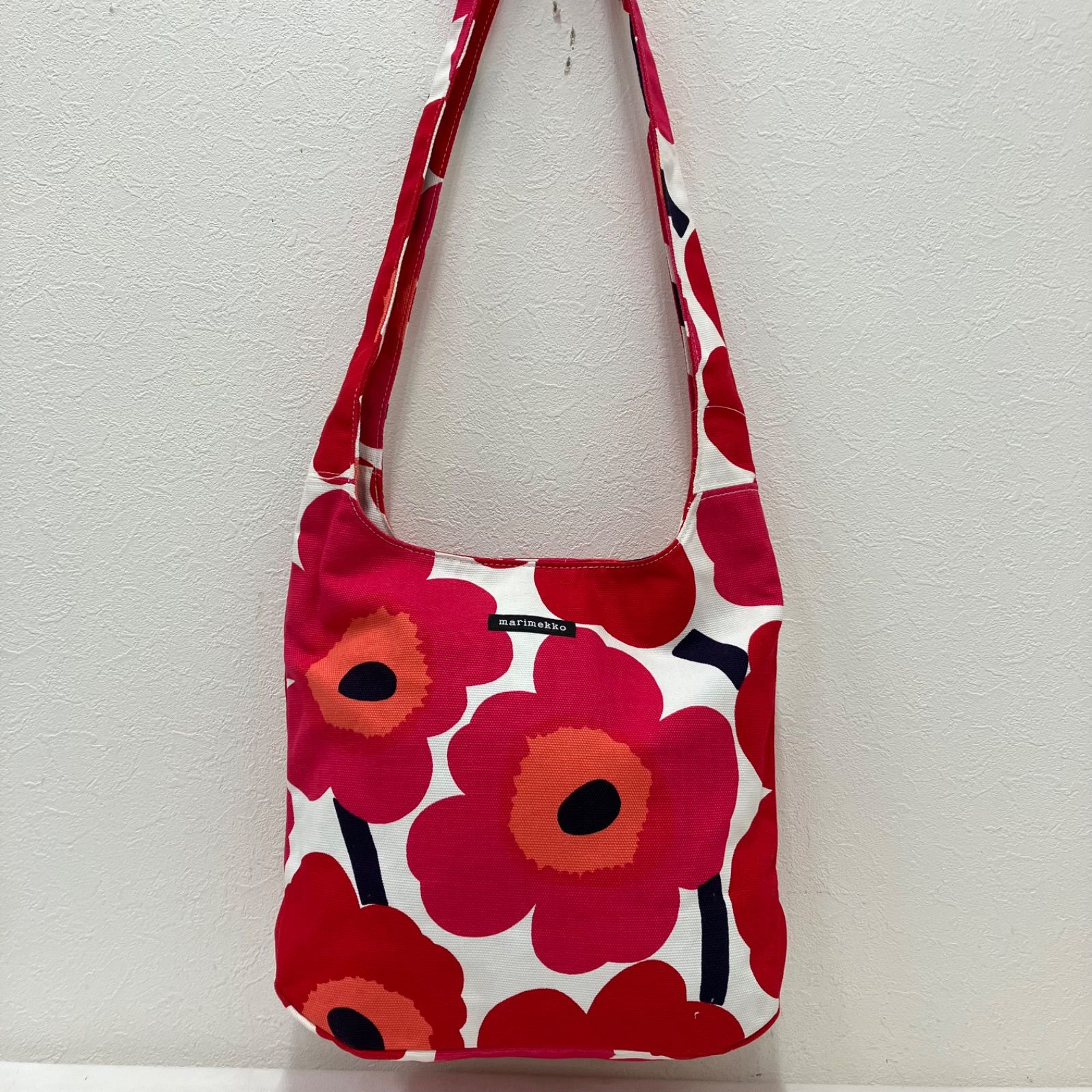 5197 良品 marimekko マリメッコ ショルダーバッグ 花柄 ウニッコ 