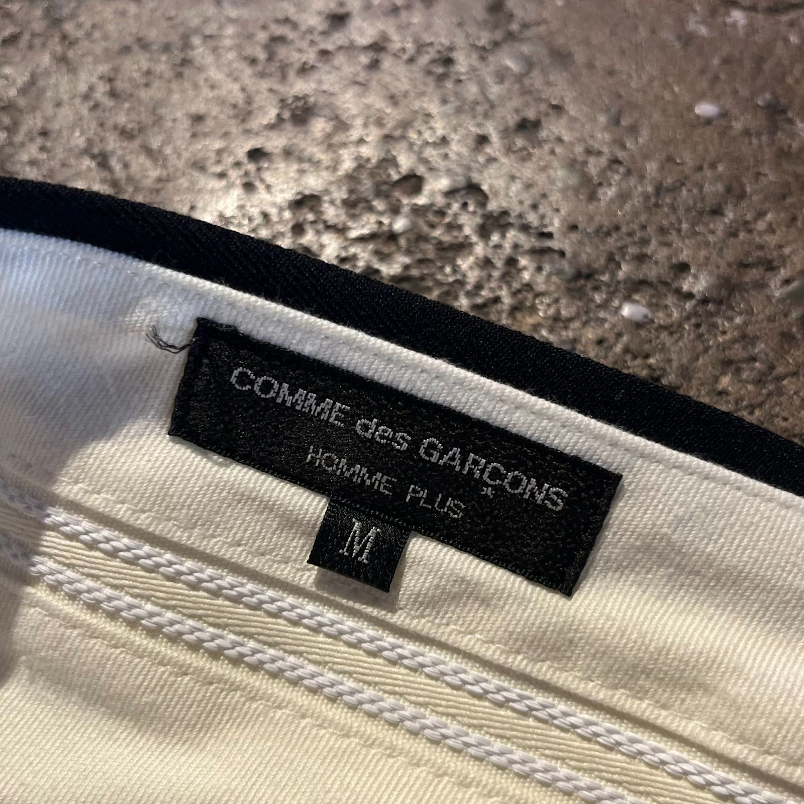 COMME des GARCONS HOMME PLUS 25ss ウールギャバ裾ジップパンツ