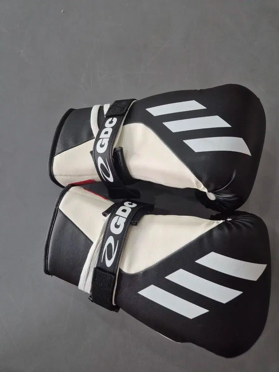 adidas アディダス ボクシング グローブ