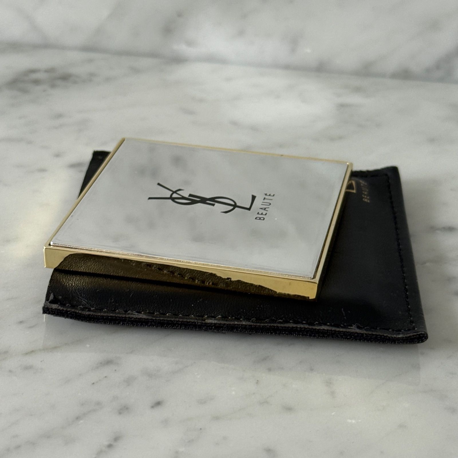 Yves Saint Laurent イヴサンローラン ミラー 手鏡 コンパクト