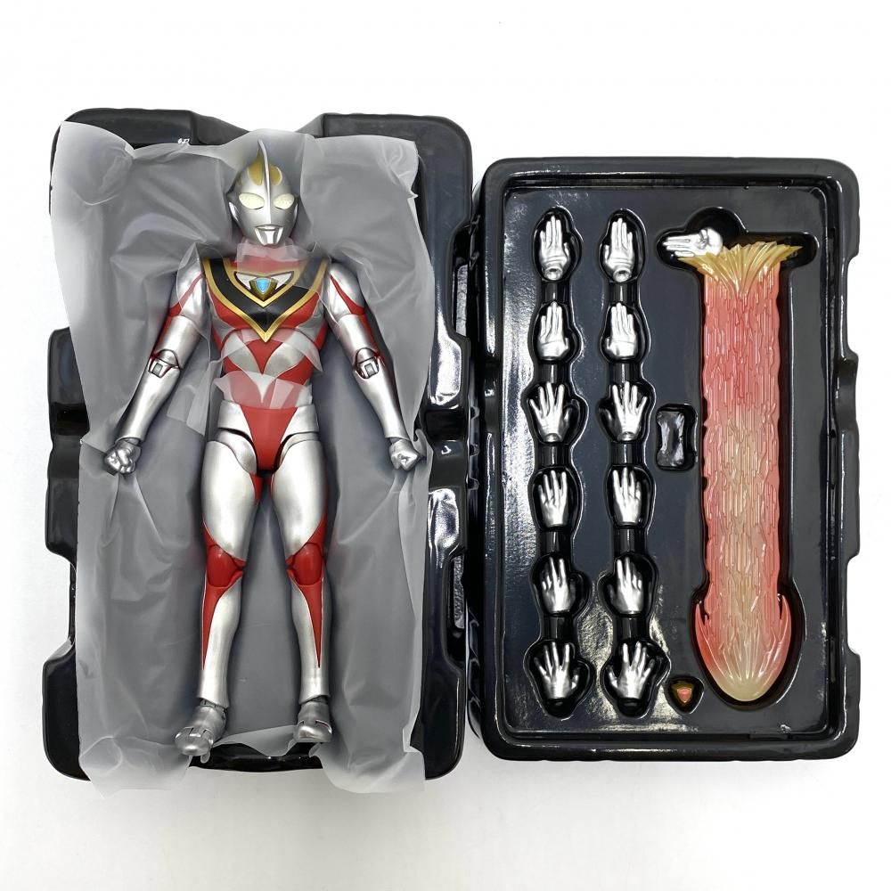 真骨頂製法　ウルトラアマン　ガイア　V2 新品未開封 Amazon.co.jp: TAMASHII NATIONS S.H.フィギュアーツ(真骨彫製法