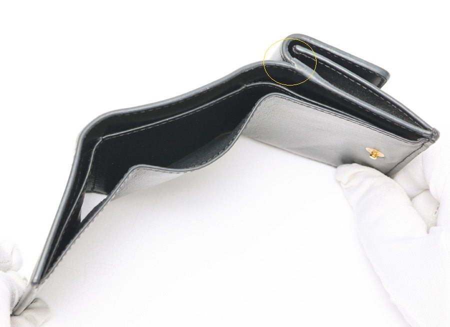 フェンディ / FENDI エンボス ロゴ 三つ折り財布 / コンパクト  