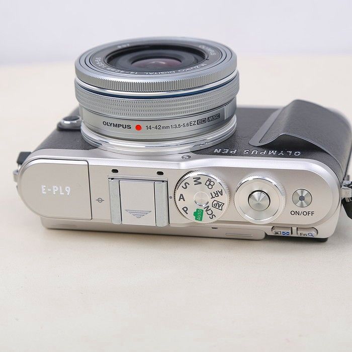 中古】(オリンパス) OLYMPUS E-PL9 14-42EZレンズキツト ブラツク  