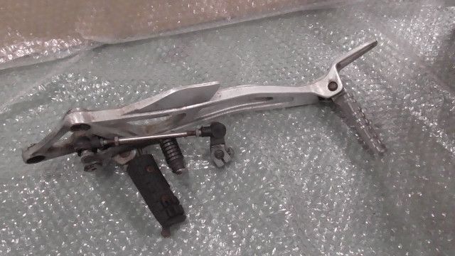 SRX250　3WP-002xxx　の　ステップ 左　シフトペダル:#1718846239