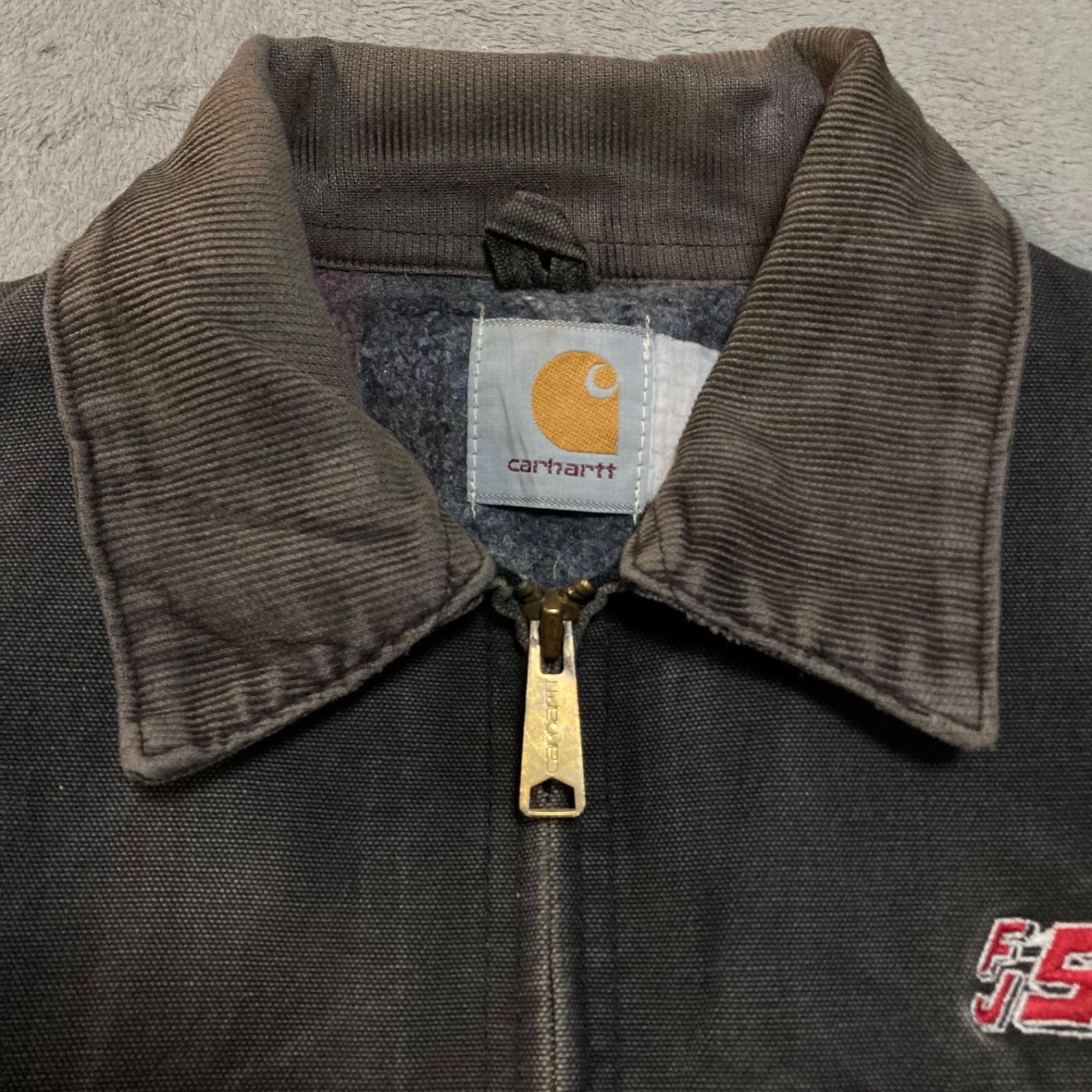 Carhartt カーハート DETROITJACKET デトロイトジャケット DuckJacket ダックジャケット Embroidery 刺繍 企業ロゴ  ワンポイント LiningBlanket 裏地ブランケット Black ブラック 黒 XL相当 - メルカリ