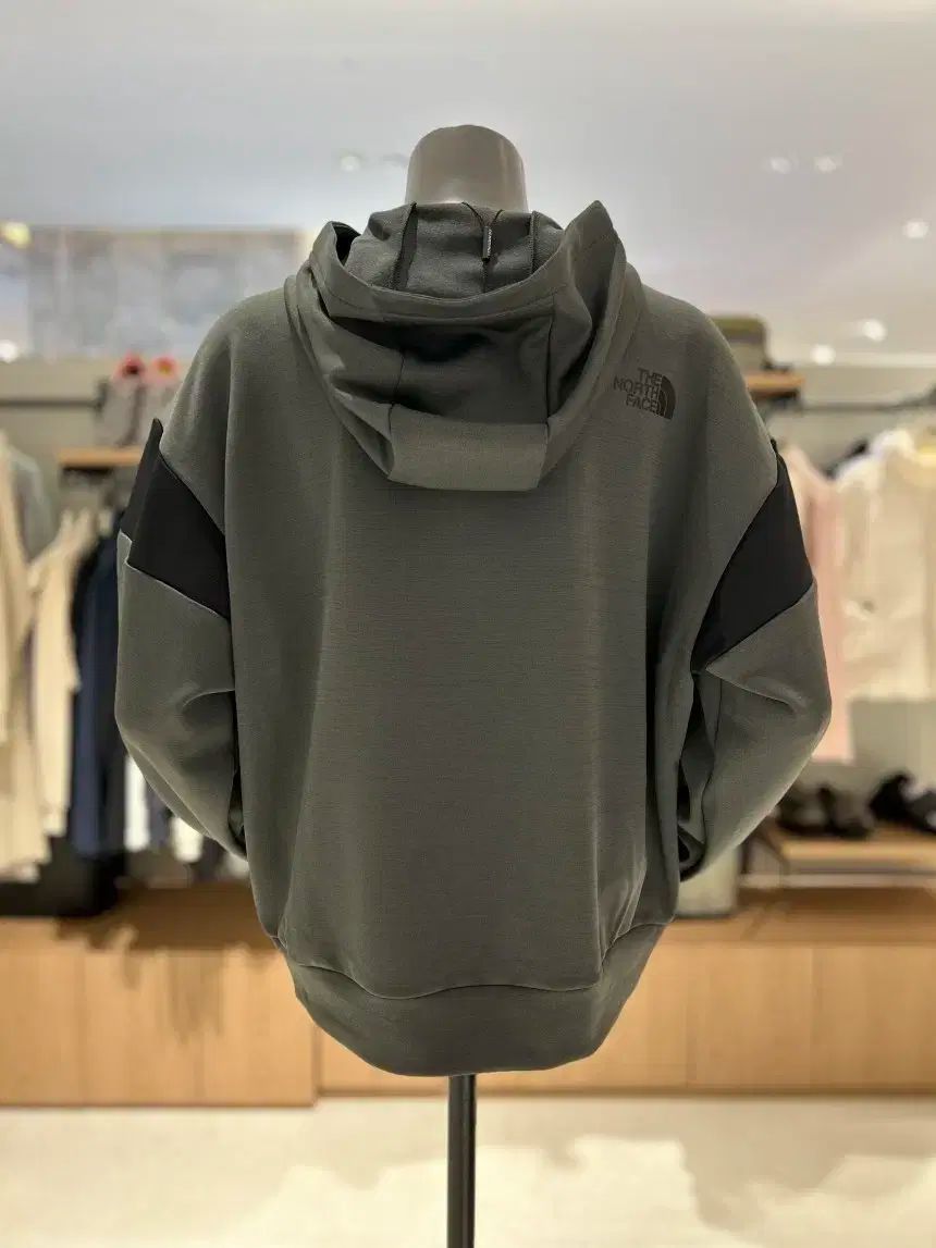 トレーナー ジップアップ