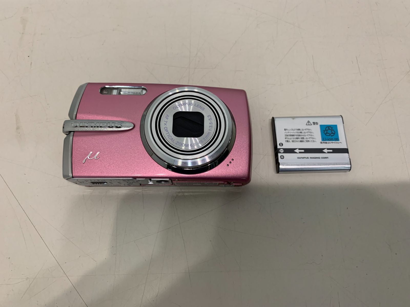 OLYMPUS デジタルカメラ μ1020 (ミュー) μ1020 オリンパス オリンパス ニュースリリース： スリムなボディで光学7倍ズームを実現