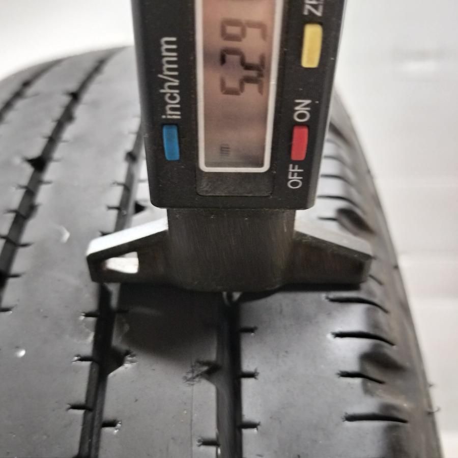 中古タイヤ　195/75R15　ブリヂストン　R202 V-STEEL RIB　8分山　2021年式　4本セット ◇配送先指定あり◇ ＜トラック用オンロードタイヤ 1本＞ 195⁄75R15