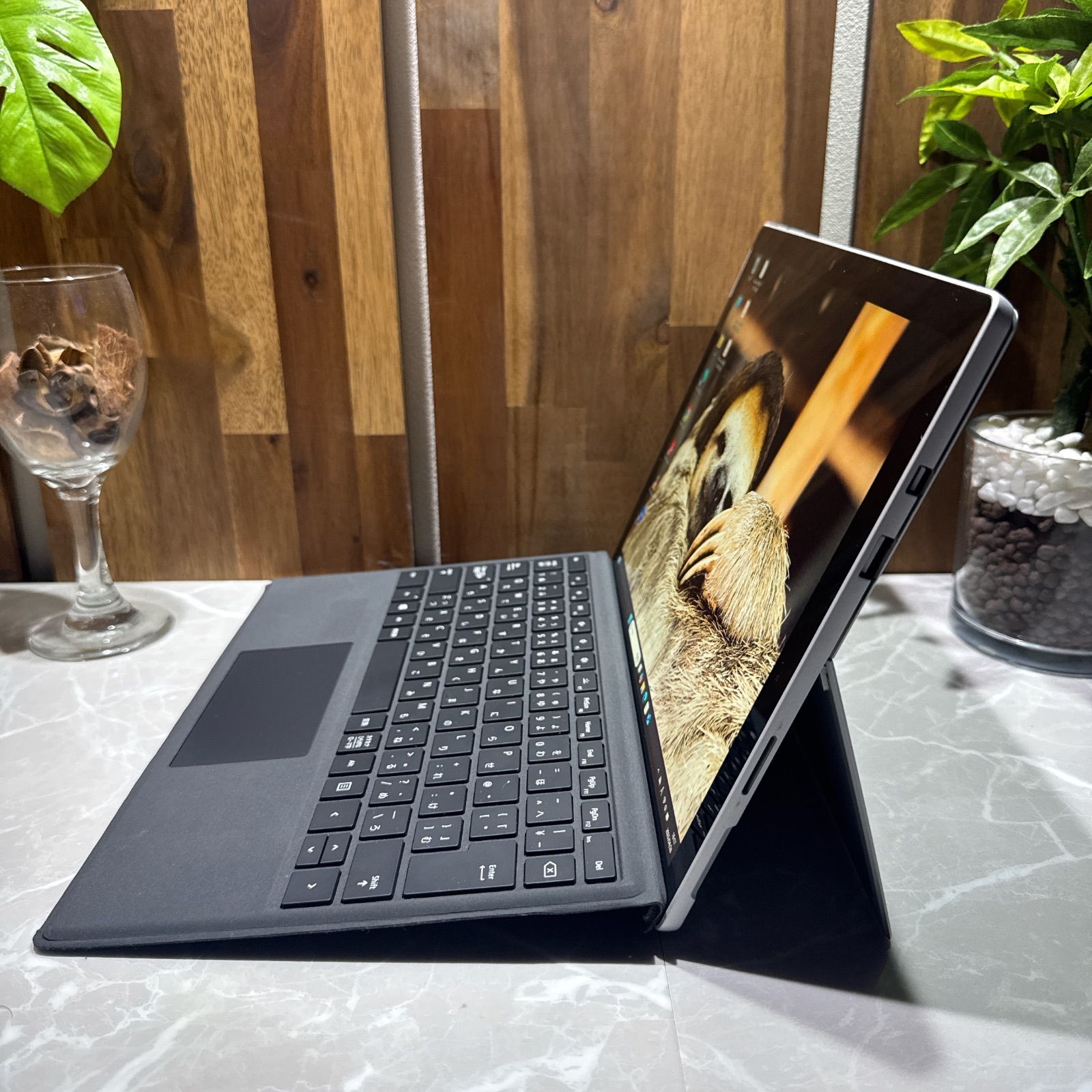 第7世代☘メモリ4GB☘SSD128GB☘プラチナ 学生向き☘タッチパネル式☘人気ノートパソコン