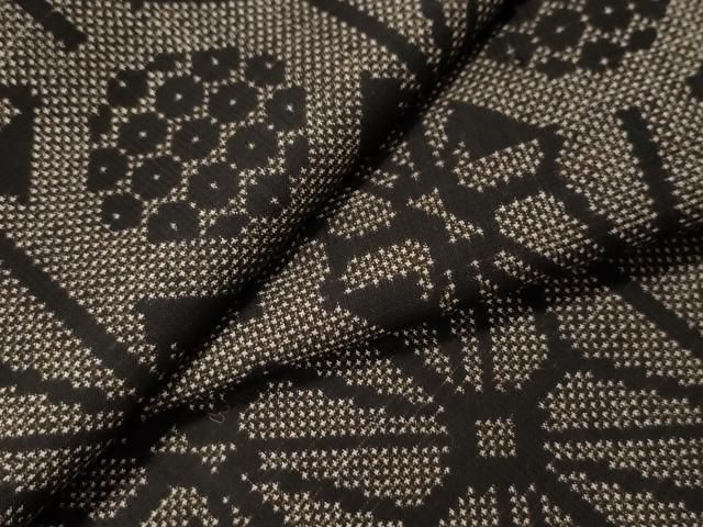 平和屋着物●本場大島紬　7マルキ　麻の葉吉祥文　正絹　逸品　CAAU1896yc 平和屋着物○本場大島紬 7マルキ 麻の葉吉祥文 正絹 逸品 CAAU1896yc