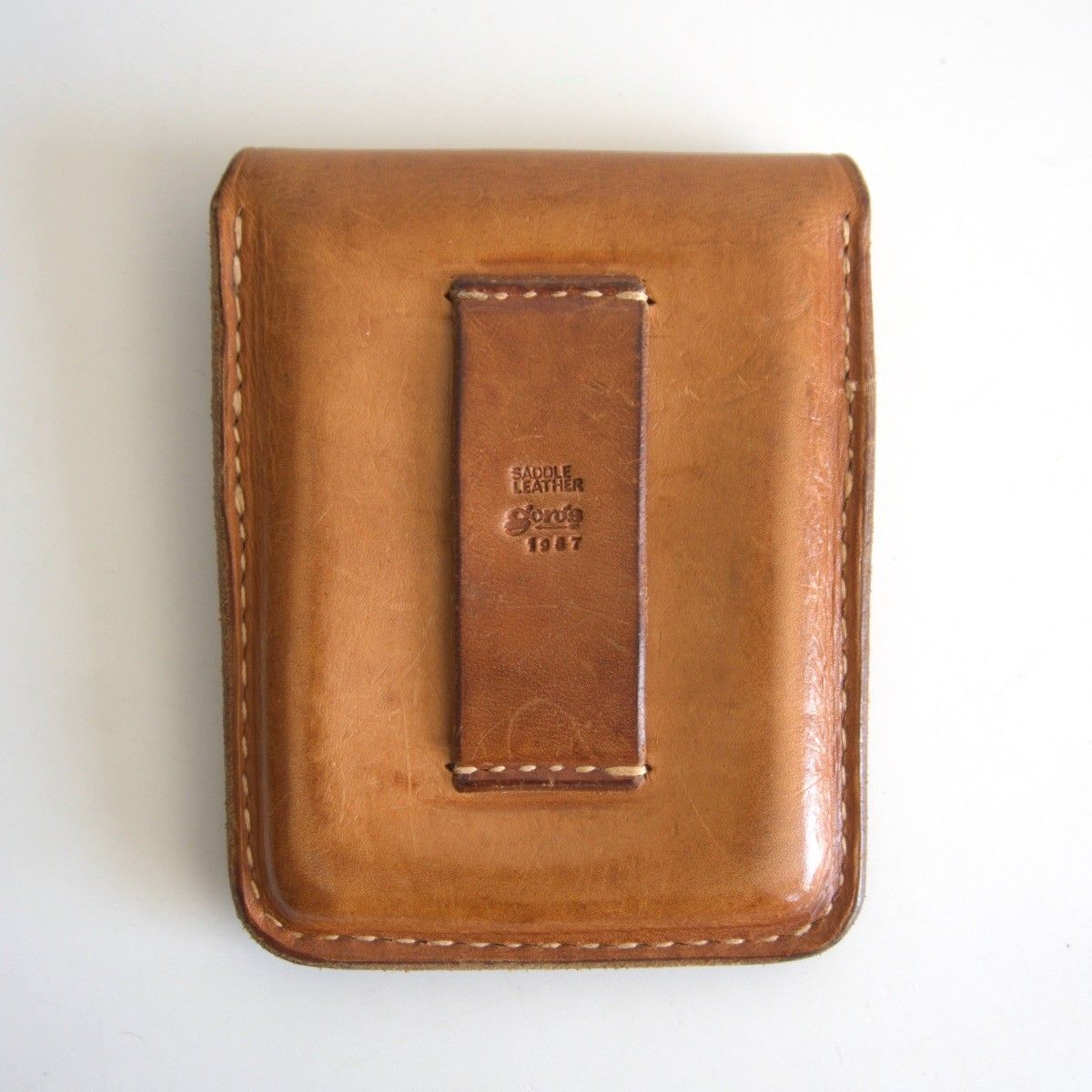 ネーム 年号入りロゴ goro s サドルレザー ベルトポーチ レザー 鞄 25090808