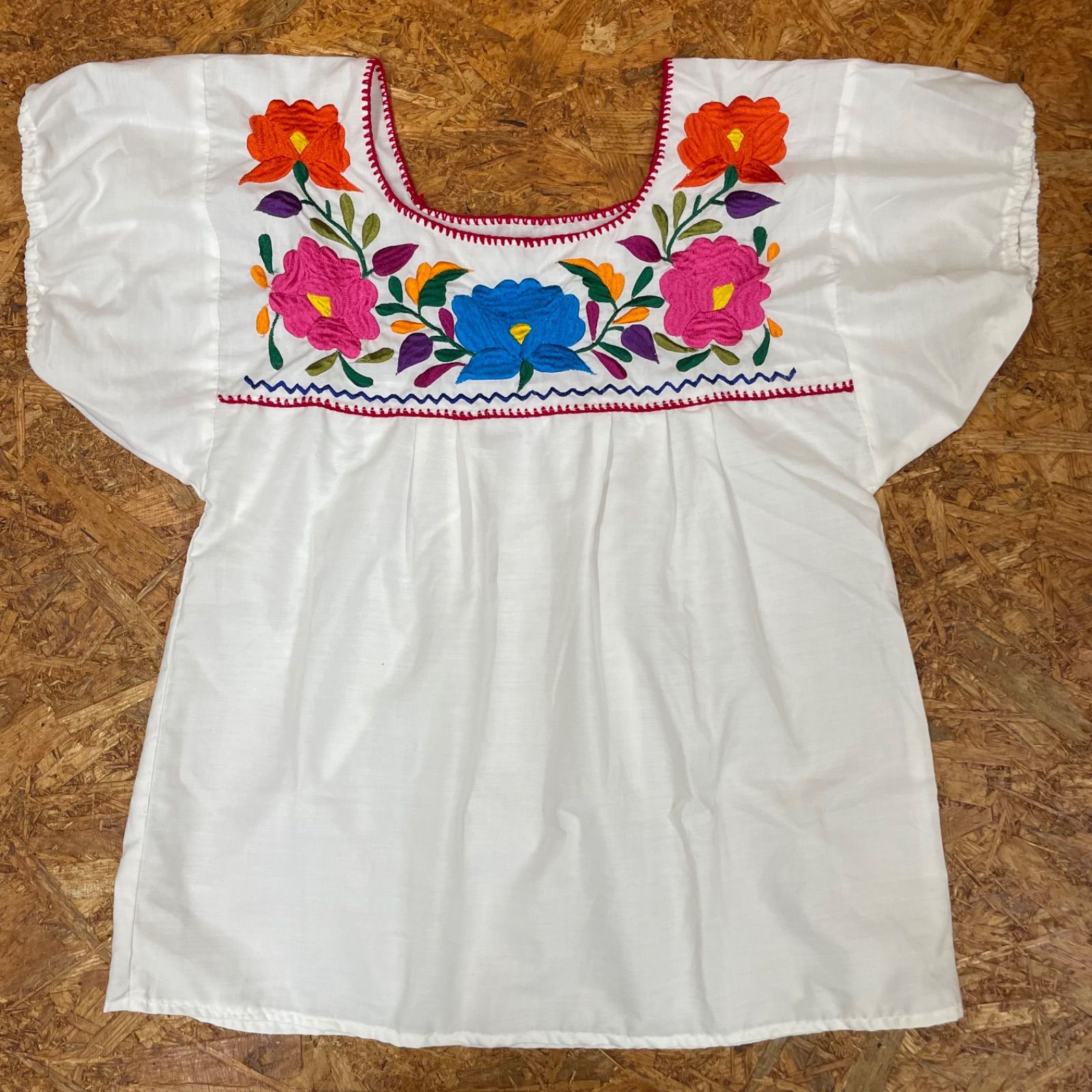 メキシコ製 チュニック 刺繍 ブラウス カットソー ウィピル 民族衣装 
