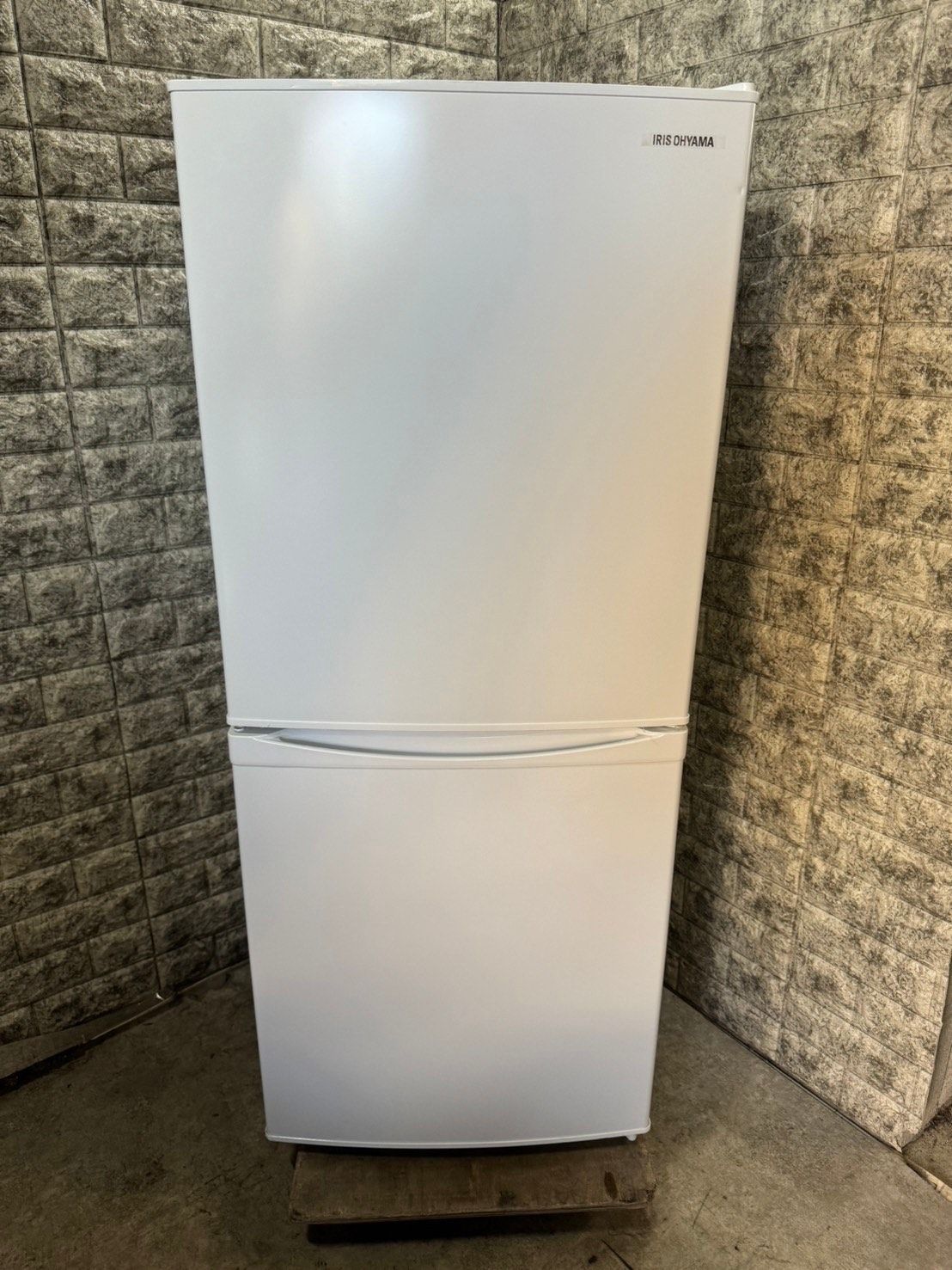 【高年式】大阪送料無料★3か月保障付き★2023年★IRSD-14A★R-899 Amazon.co.jp: アイリスオーヤマ 冷蔵庫 142L ホワイト 幅50cm
