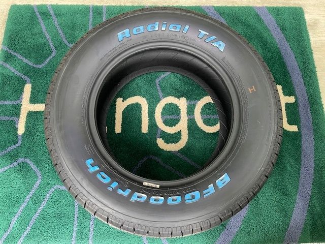 235|60R15