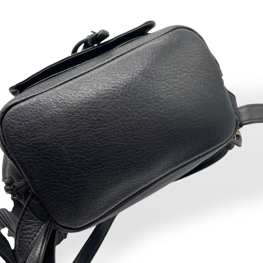 【極美品】ヒロフ ミニリュック シボ革 ブラック ロゴ金具 極美品 HIROFU ヒロフ リュックサック Hロゴ金具 レザー シボ革