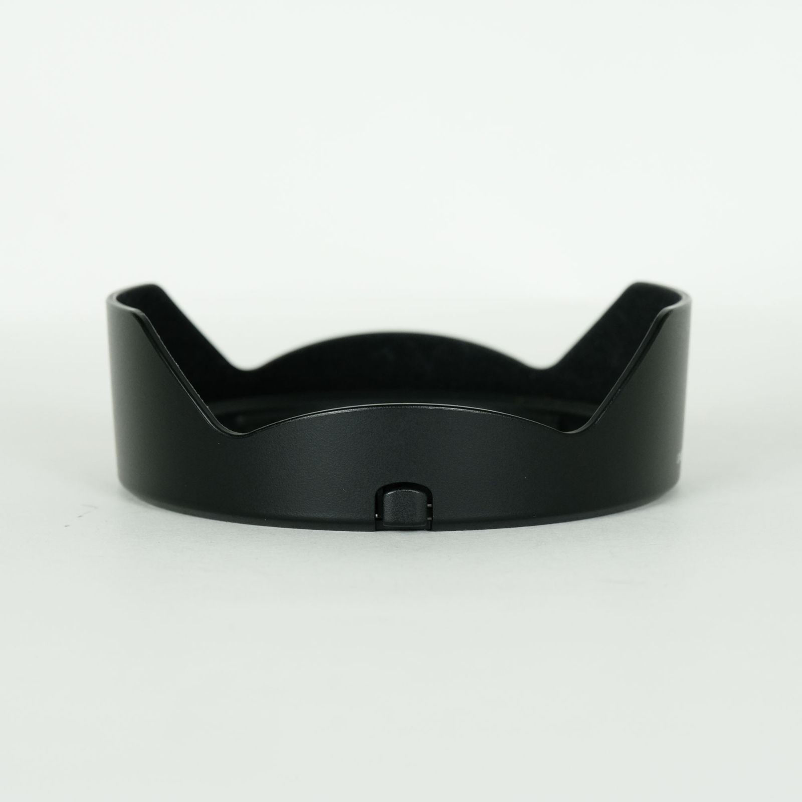 安い！かわいい！ Canon EF16-35mm F4L IS USM | キヤノンEFマウント ピュアな