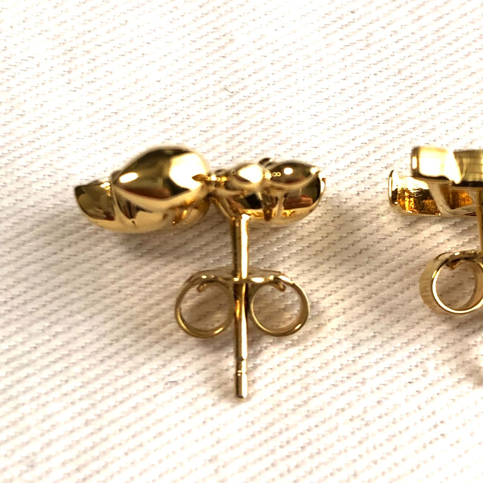 ピアス ピュス